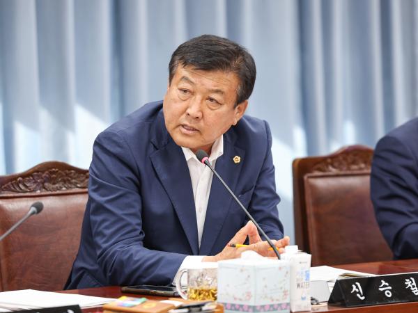 제391회 정례회 농수산위원회 회의 첨부이미지 : 25년06월05일 제391회 정례회 농수산위원회 회의_(34).jpg