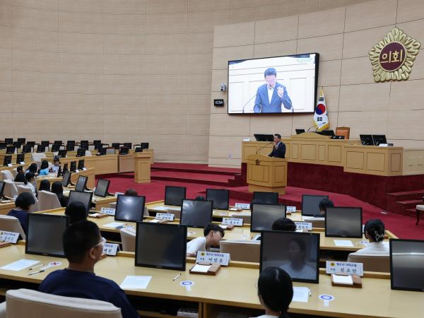 목포 산정초, 순천 비봉초 청소년 의회교실 첨부이미지 : 25년06월26일 목포 산정초_ 순천 비봉초 청소년 의회교실 - 009.jpg
