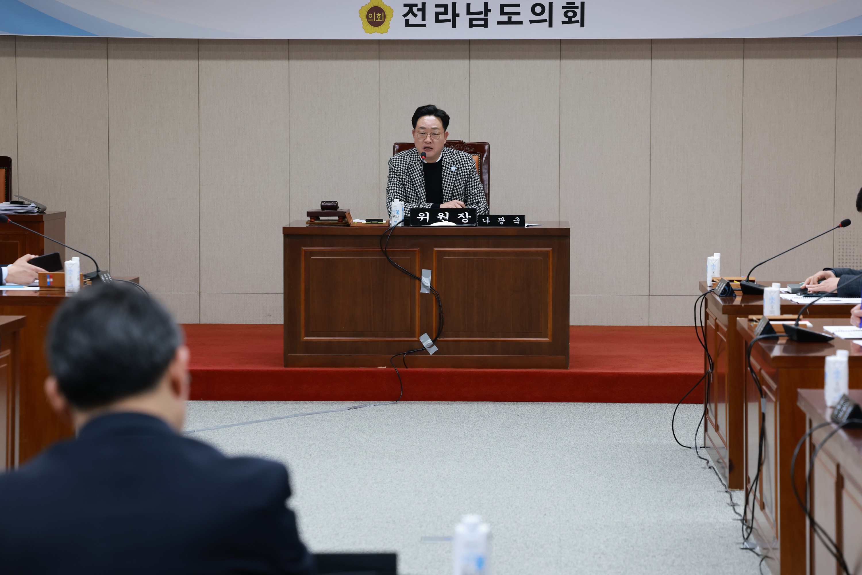 무안국제공항 활성화 특별위원회 실ㆍ국 업무보고 첨부이미지 : 25년02월26일 무안국제공항 활성화 특별위원회 실ㆍ국업무보고 - 061.jpg