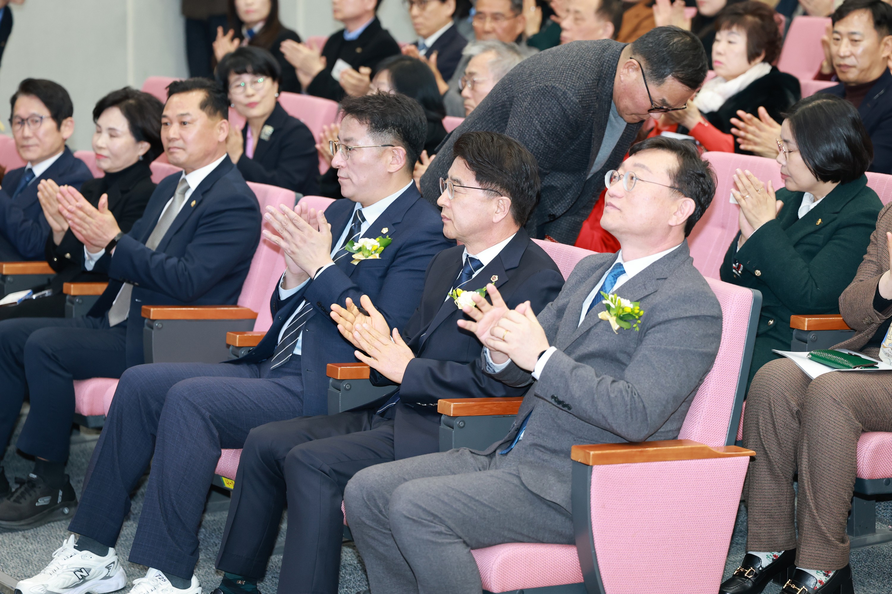 전남사회복지사협회장 이ㆍ취임식 첨부이미지 : 25년02월26일 전남사회복시사협회장 이ㆍ취임식 - 018.jpg