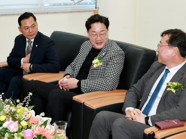 전남사회복지사협회장 이ㆍ취임식 첨부이미지 : 25년02월26일 전남사회복시사협회장 이ㆍ취임식 - 010.jpg
