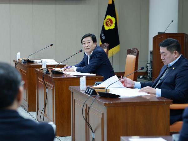 무안국제공항 활성화 특별위원회 실ㆍ국 업무보고 첨부이미지 : 25년02월26일 무안국제공항 활성화 특별위원회 실ㆍ국업무보고 - 028.jpg