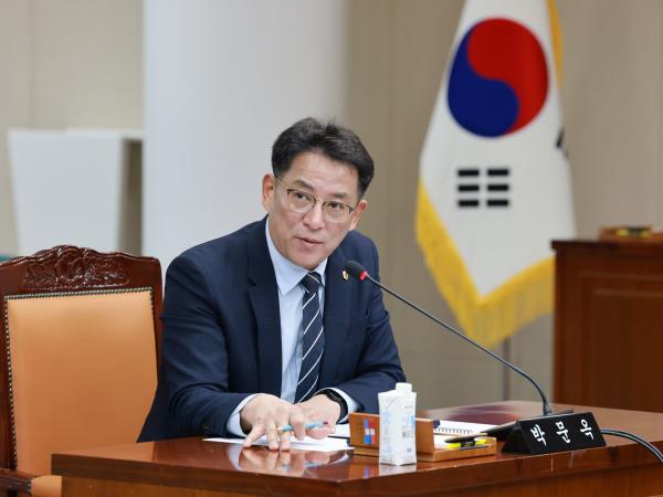 무안국제공항 활성화 특별위원회 실ㆍ국 업무보고 첨부이미지 : 25년02월26일 무안국제공항 활성화 특별위원회 실ㆍ국업무보고 - 019.jpg
