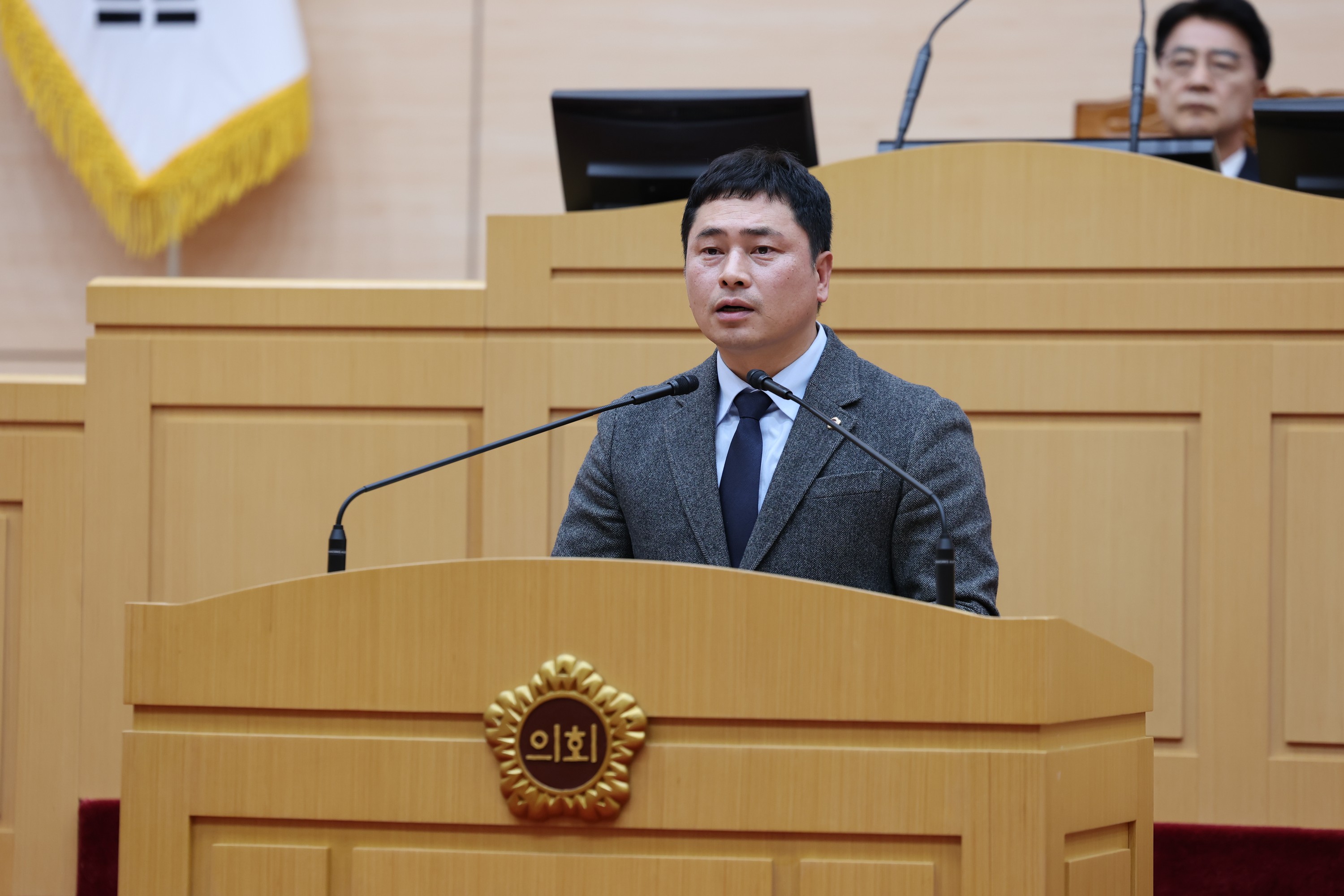 제387회 임시회 제2차 본회의 첨부이미지 : 25년02월14일 제387회 임시회 제2차 본회의 - 011.jpg