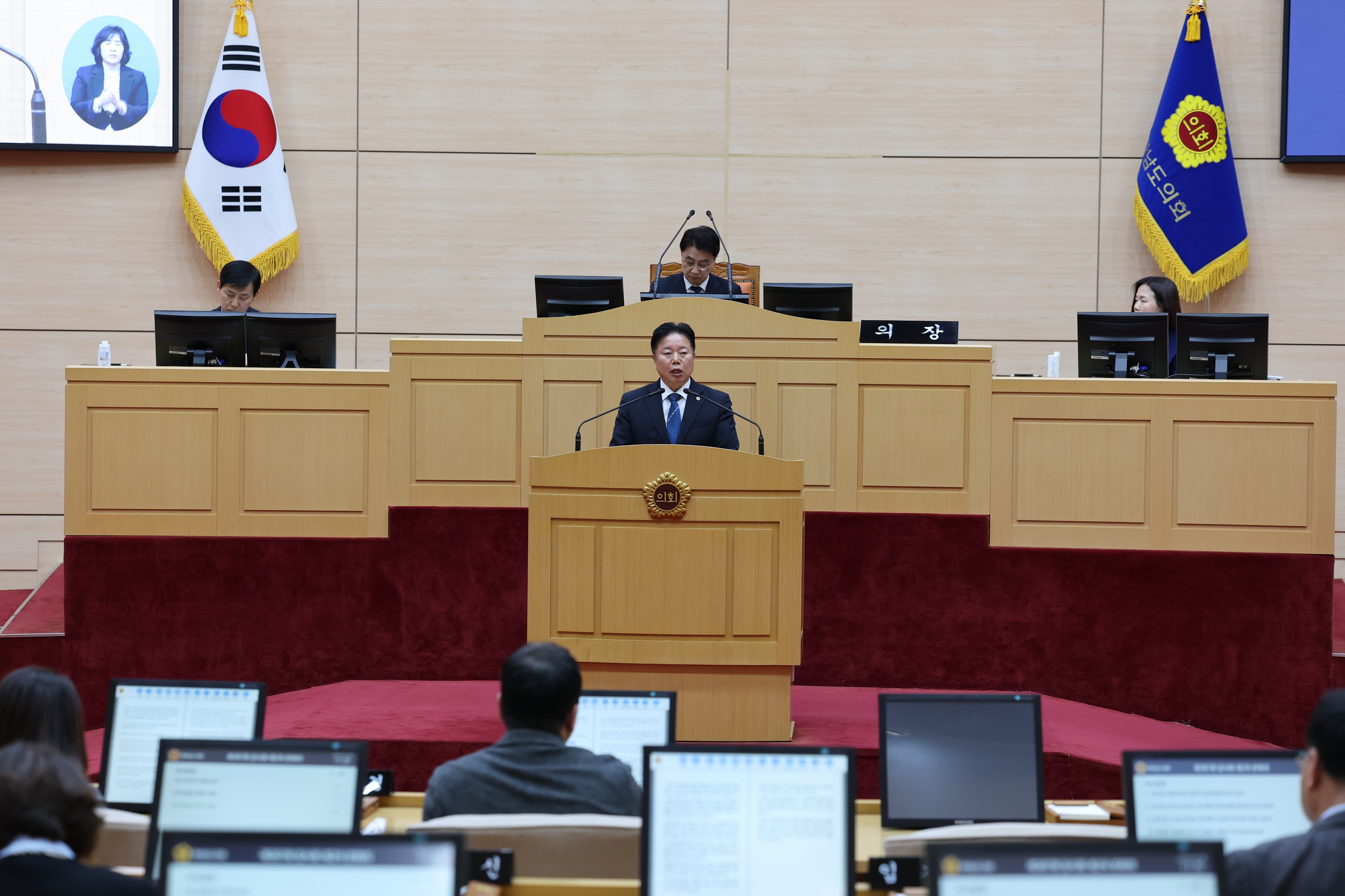제387회 임시회 제2차 본회의 첨부이미지 : 25년02월14일 제387회 임시회 제2차 본회의 - 137.jpg