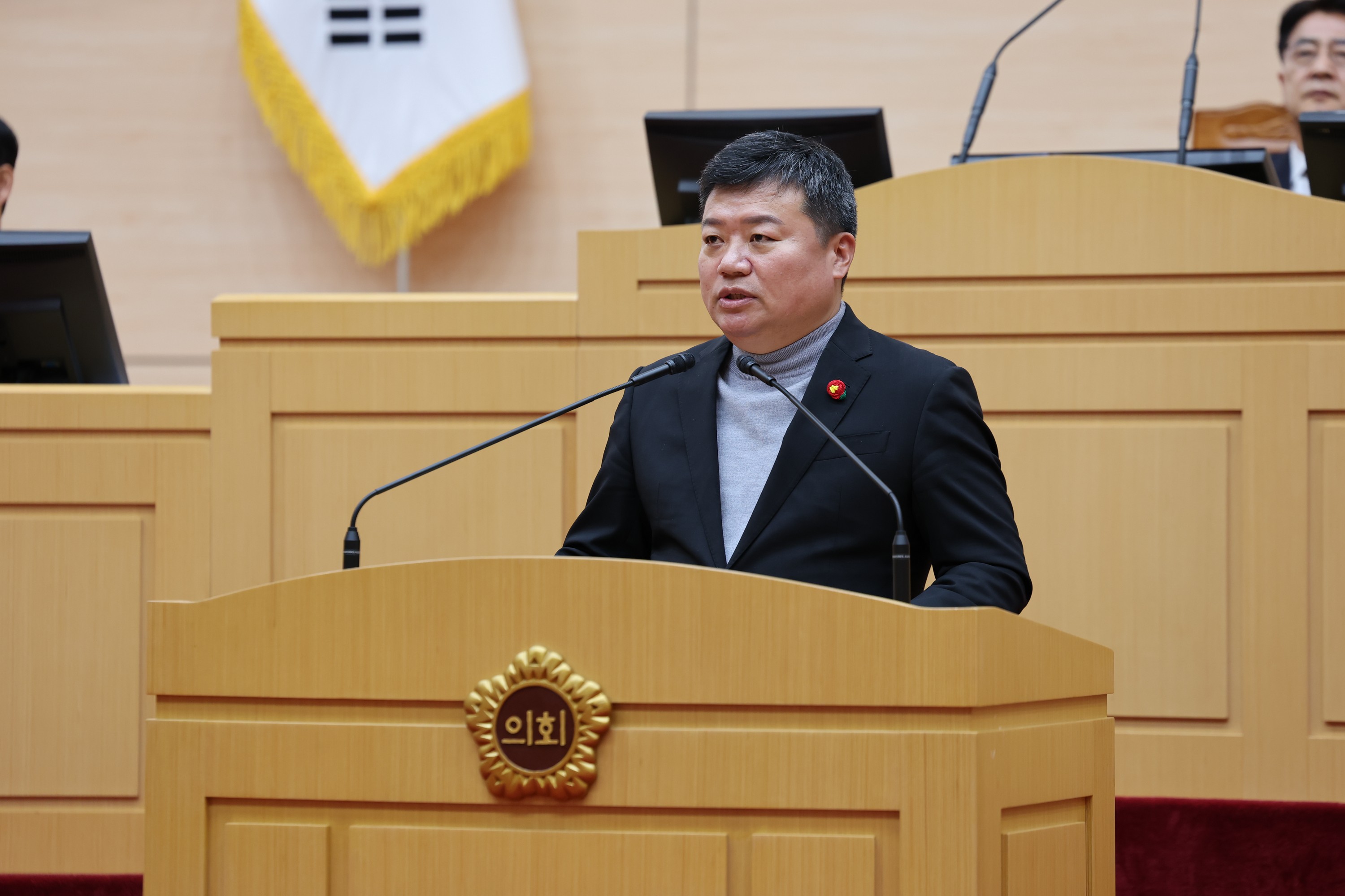 제387회 임시회 제2차 본회의 첨부이미지 : 25년02월14일 제387회 임시회 제2차 본회의 - 070.jpg