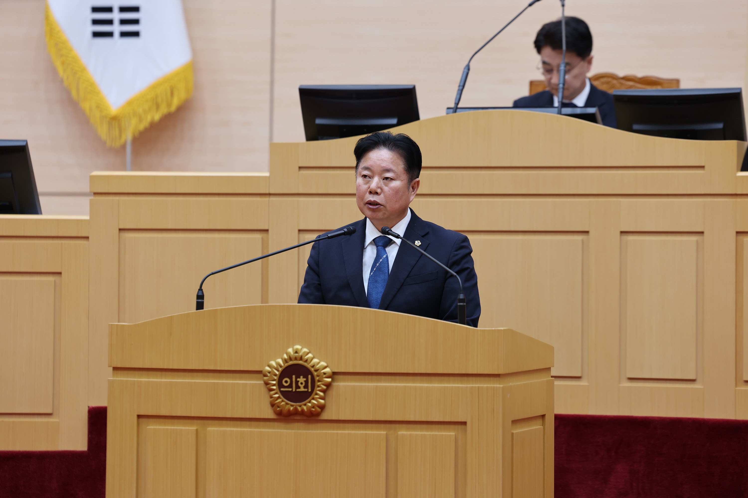 제387회 임시회 제2차 본회의 첨부이미지 : 25년02월14일 제387회 임시회 제2차 본회의 - 130.jpg