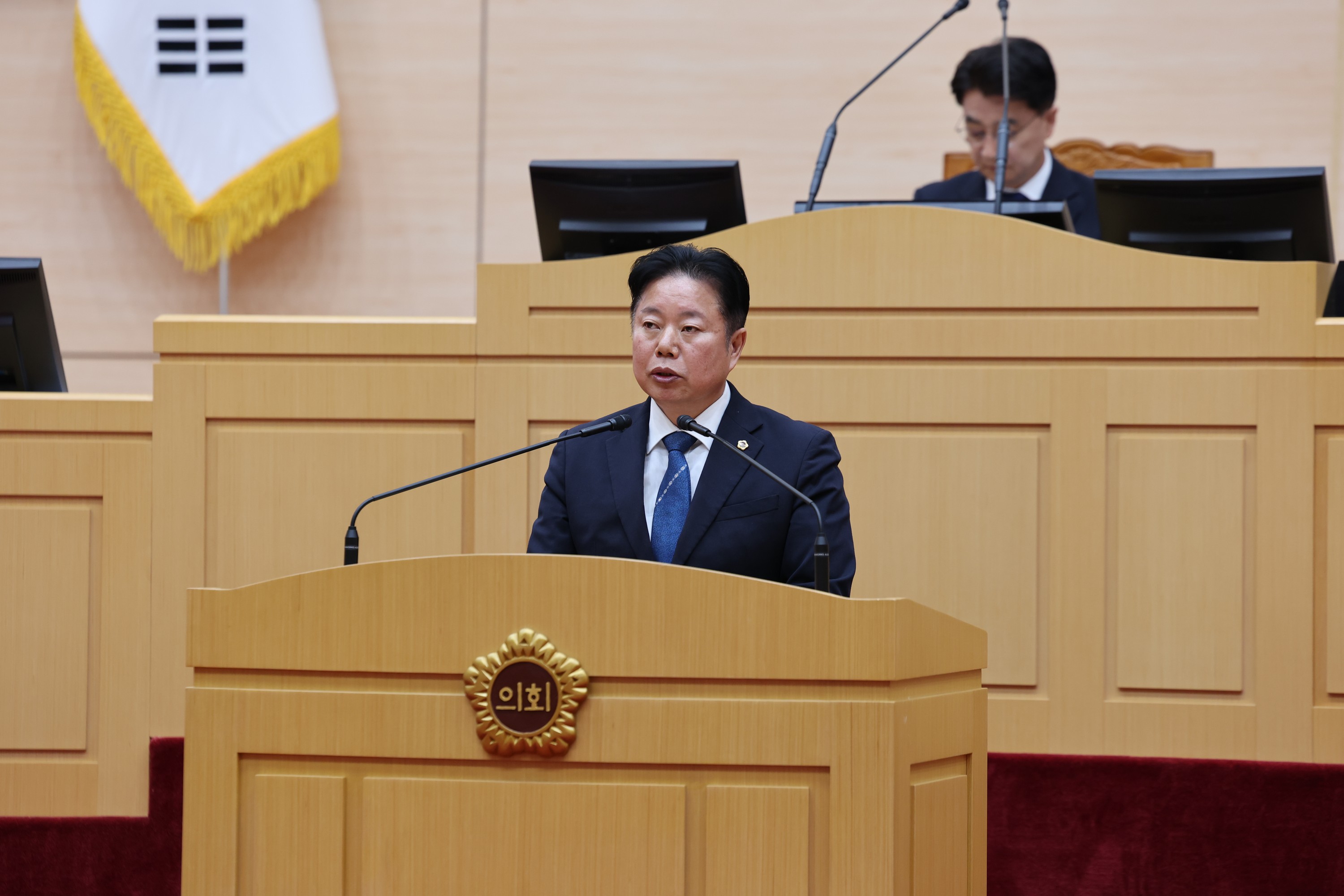 제387회 임시회 제2차 본회의 첨부이미지 : 25년02월14일 제387회 임시회 제2차 본회의 - 127.jpg
