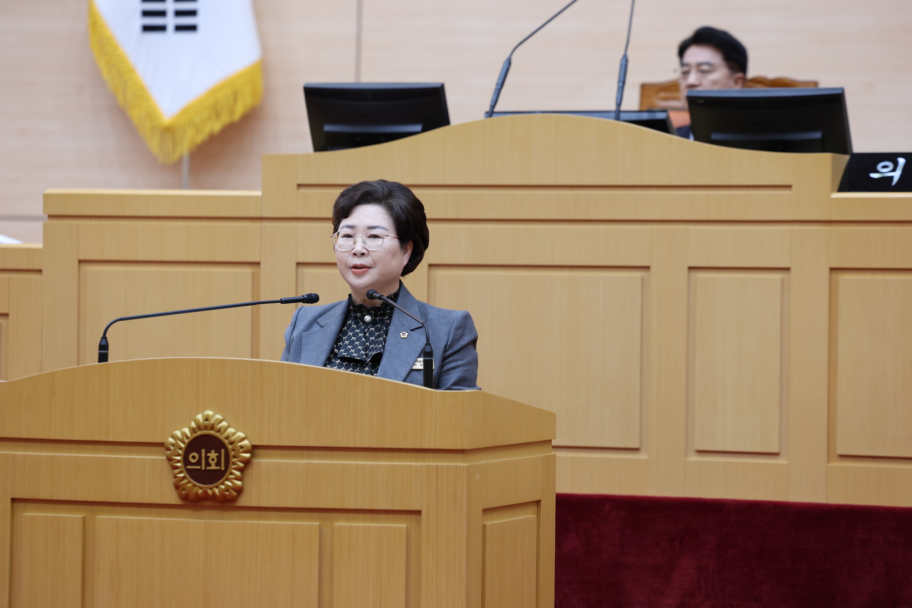 제387회 임시회 제2차 본회의 첨부이미지 : 25년02월14일 제387회 임시회 제2차 본회의 - 045.jpg
