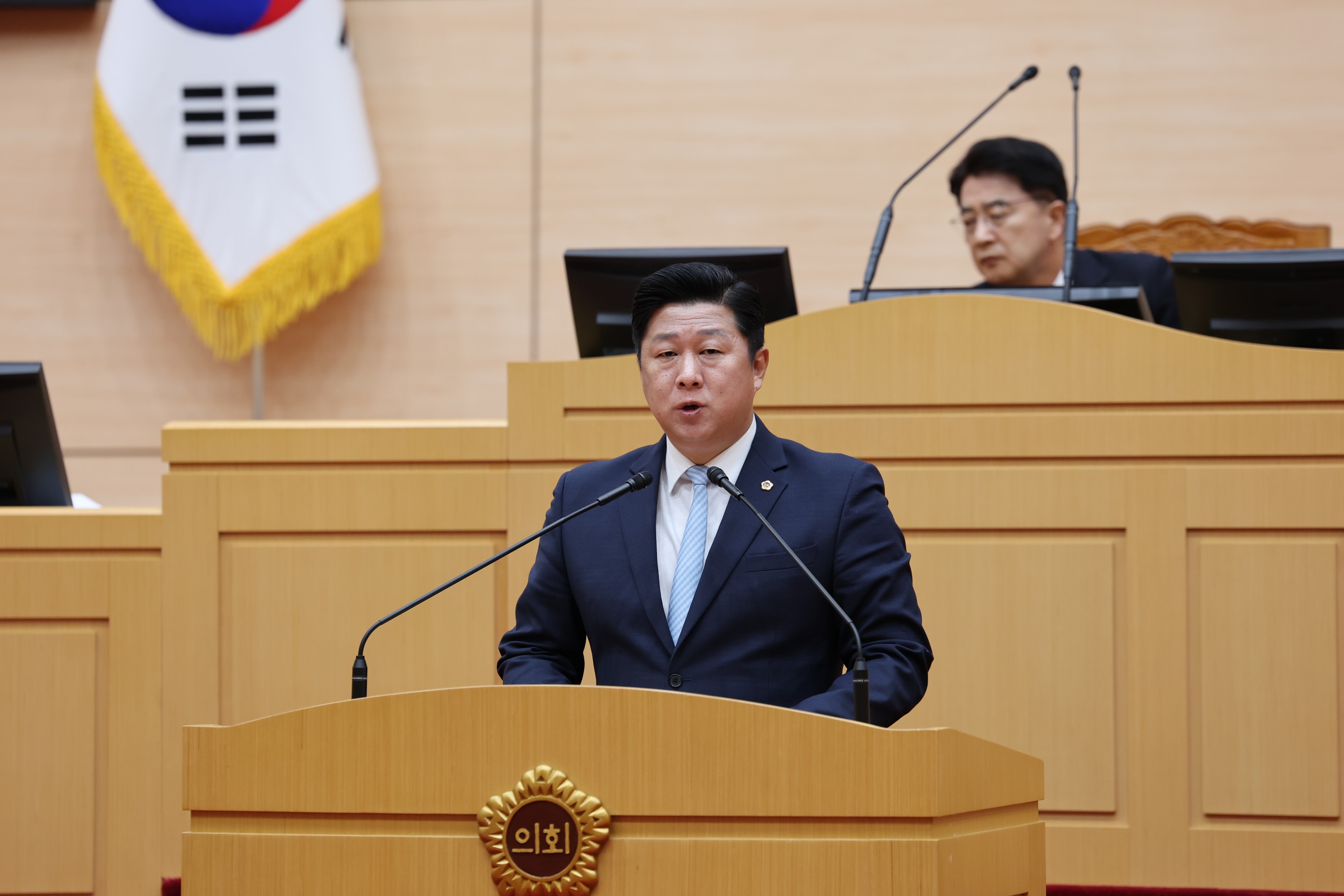 제387회 임시회 제2차 본회의 첨부이미지 : 25년02월14일 제387회 임시회 제2차 본회의 - 038.jpg