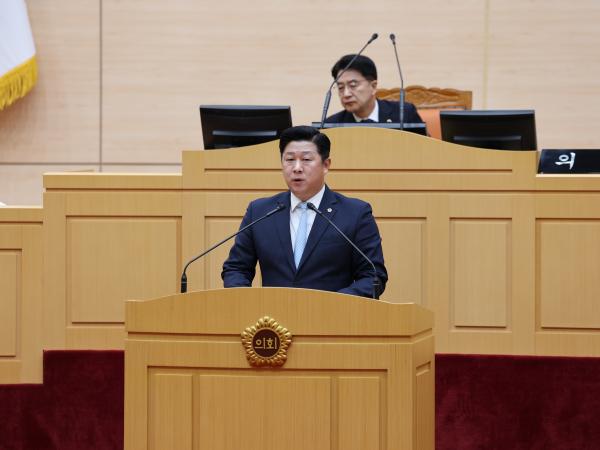제387회 임시회 제2차 본회의 첨부이미지 : 25년02월14일 제387회 임시회 제2차 본회의 - 042.jpg