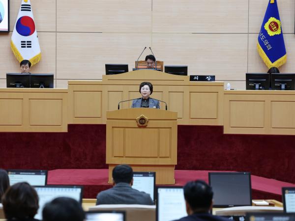 제387회 임시회 제2차 본회의 첨부이미지 : 25년02월14일 제387회 임시회 제2차 본회의 - 050.jpg