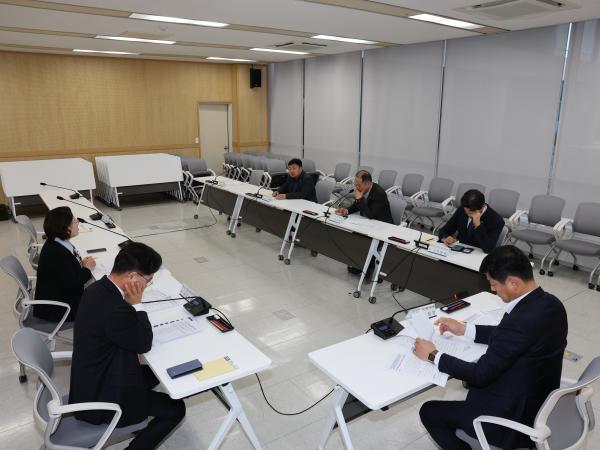 지역 및 인구감소 대응 연구회 간담회 첨부이미지 : 25년02월14일 지역 및 인구감소 대응 연구회 간담회 - 017.jpg