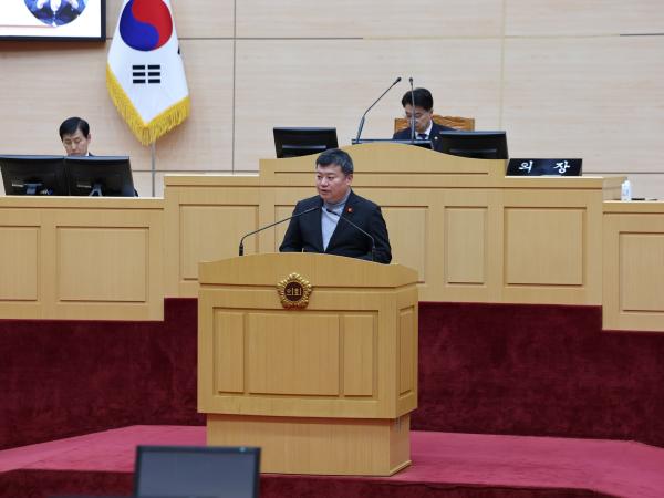 제387회 임시회 제2차 본회의 첨부이미지 : 25년02월14일 제387회 임시회 제2차 본회의 - 015.jpg