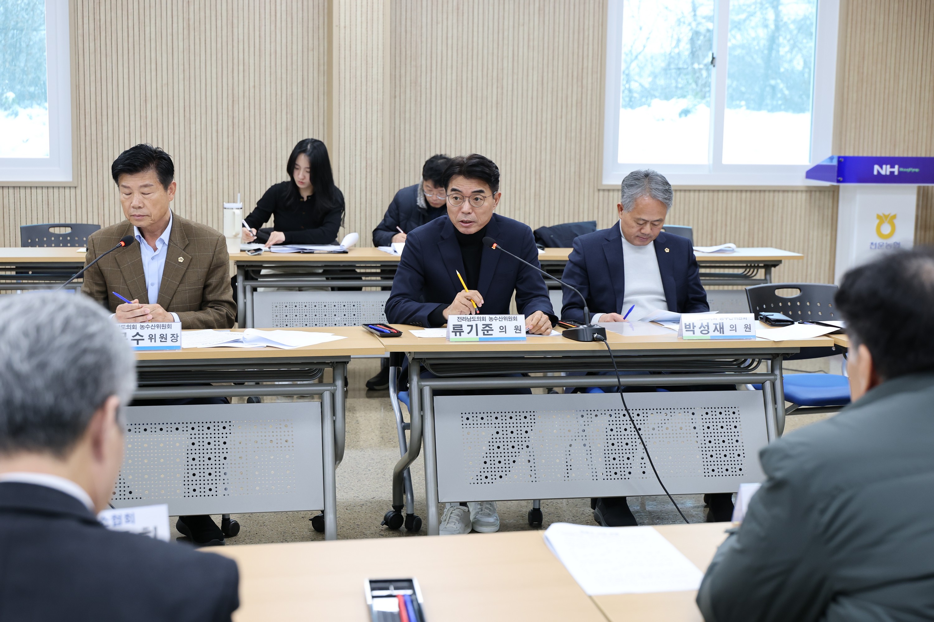 제387회 임시회 농수산위원회 현지활동 첨부이미지 : 25년02월07일 제387회 임시회 농수산위원회 현지활동 - 025.jpg