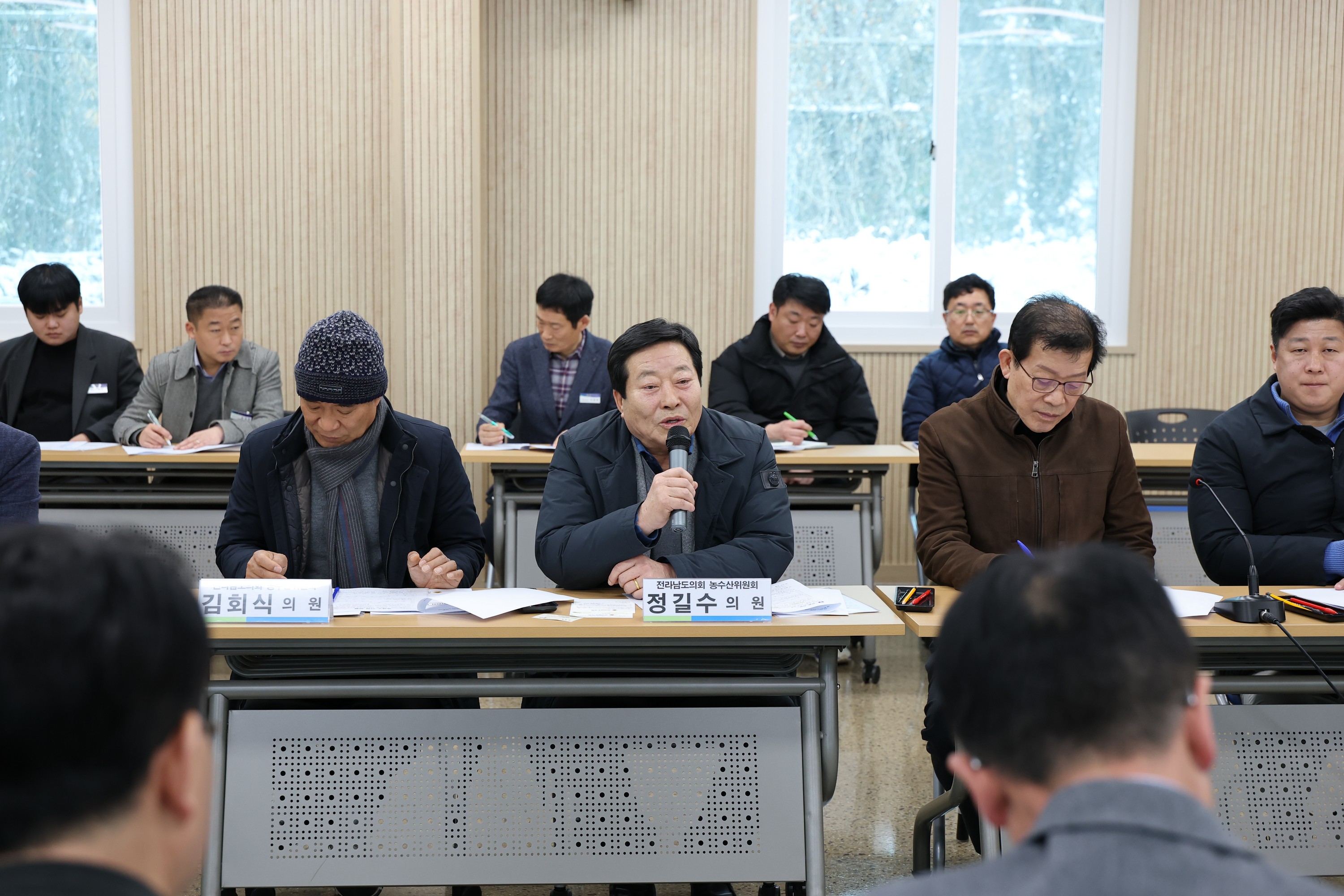 제387회 임시회 농수산위원회 현지활동 첨부이미지 : 25년02월07일 제387회 임시회 농수산위원회 현지활동 - 037.jpg