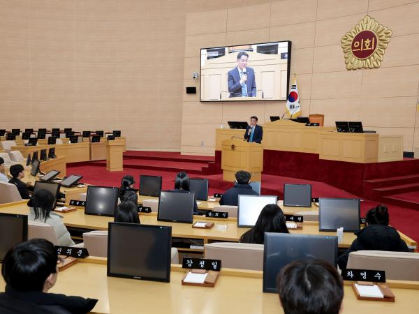 제7기 전남학생의회 도의회 방문 첨부이미지 : 25년02월10일 제7기 전남학생의회 도의회 방문 - 008.jpg