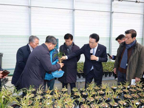 제387회 임시회 농수산위원회 현지활동 첨부이미지 : 25년02월07일 제387회 임시회 농수산위원회 현지활동 - 076.jpg