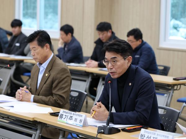 제387회 임시회 농수산위원회 현지활동 첨부이미지 : 25년02월07일 제387회 임시회 농수산위원회 현지활동 - 030.jpg