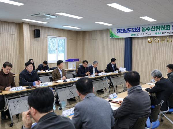 제387회 임시회 농수산위원회 현지활동 첨부이미지 : 25년02월07일 제387회 임시회 농수산위원회 현지활동 - 032.jpg