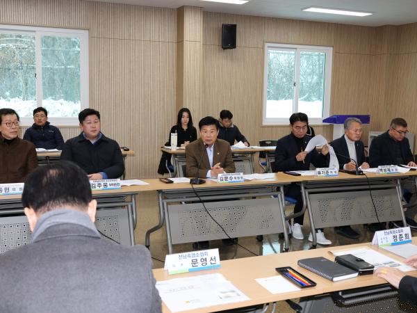 제387회 임시회 농수산위원회 현지활동 첨부이미지 : 25년02월07일 제387회 임시회 농수산위원회 현지활동 - 002.jpg