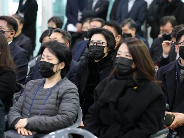 제주항공 여객기 참사 희생자 49재 합동위령제 첨부이미지 : 25년02월15일 제주항공 여객기 참사 희생자 49재 합동위령제 - 016.jpg