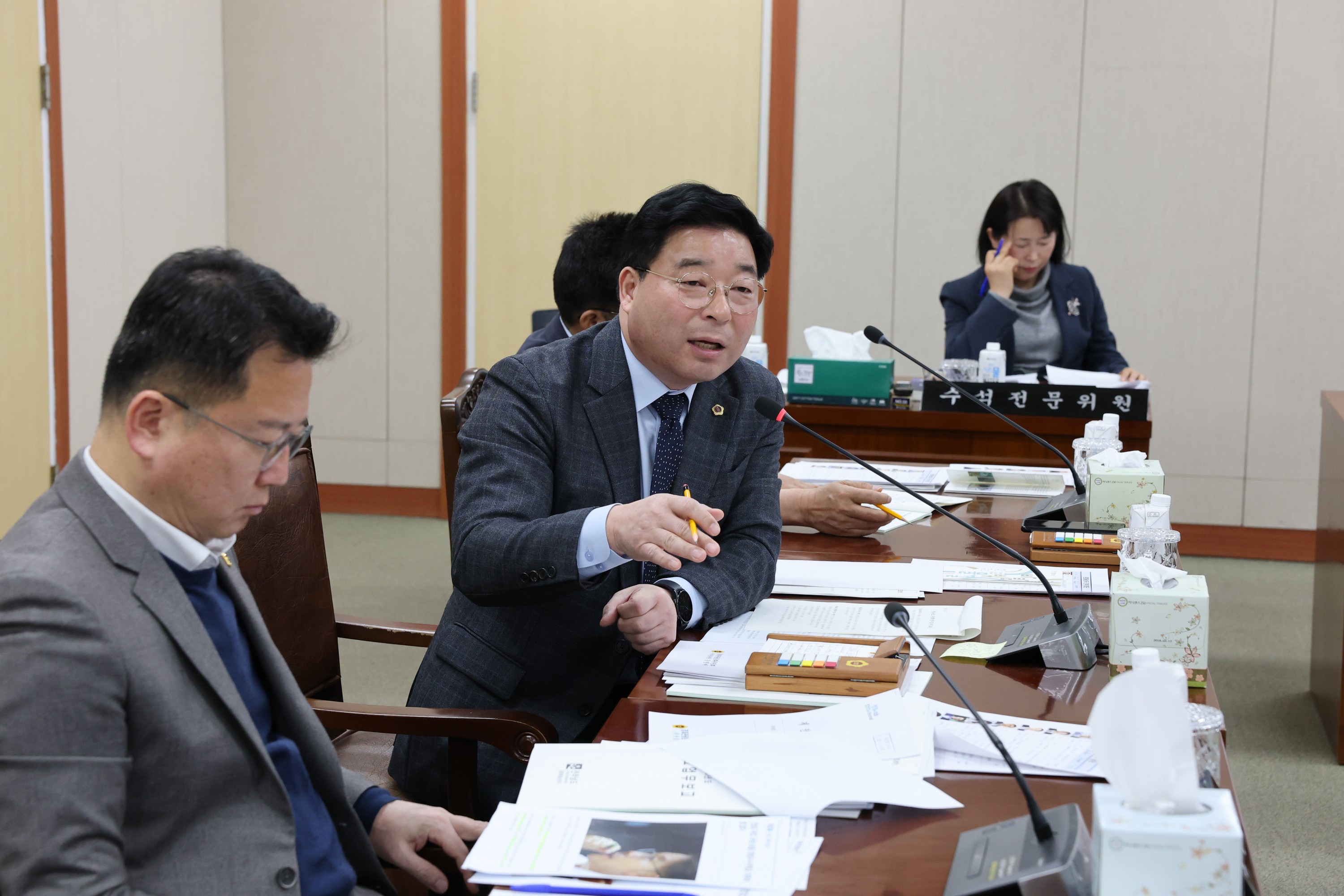 제387회 임시회 경제관광문화위원회 업무보고 등 회의 첨부이미지 : 25년02월13일 제387회 임시회 경제관광문화위원회 업무보고 등 회의 - 015.jpg