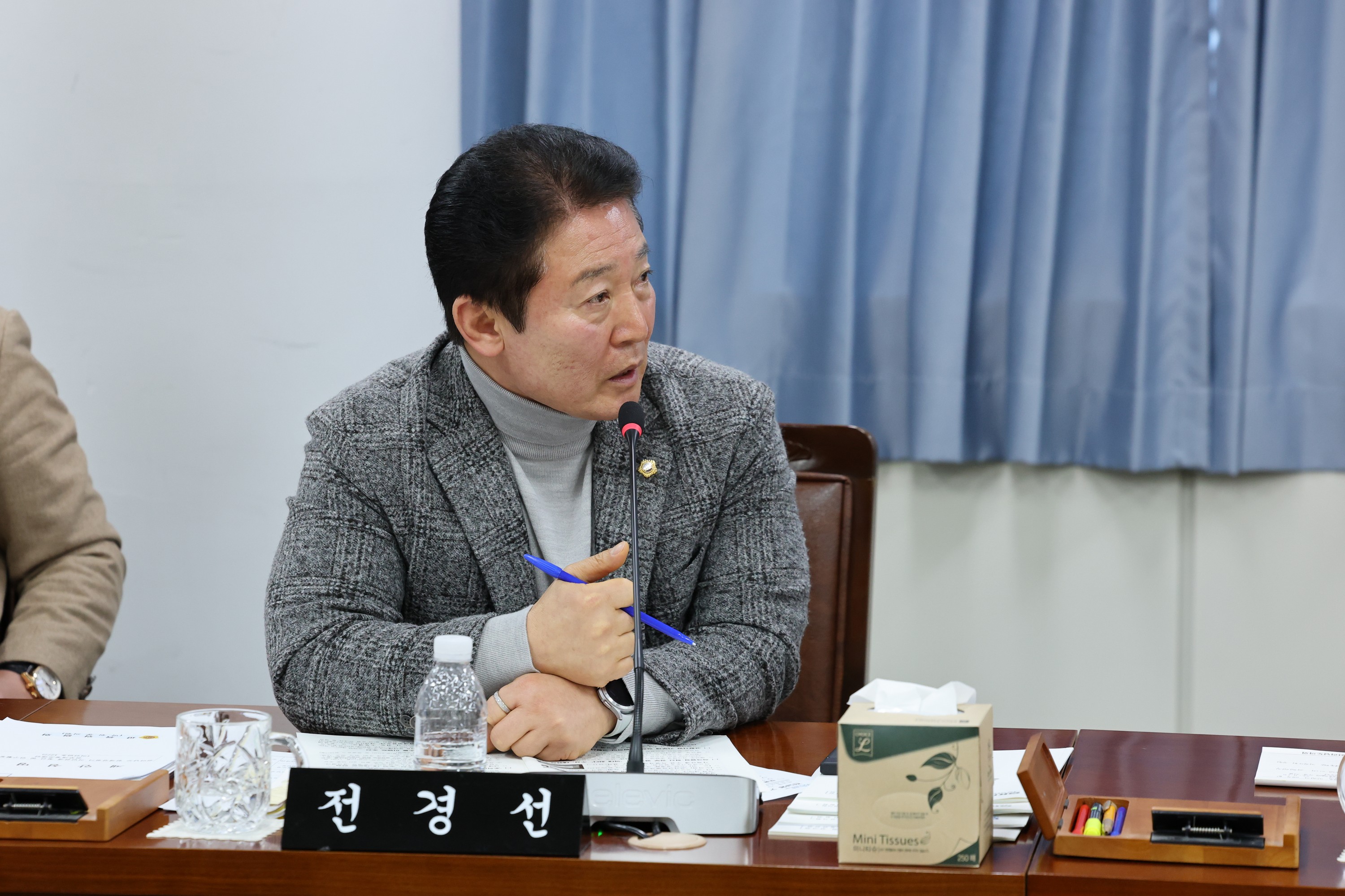제387회 임시회 기획행정위원회 업무보고 등 회의 첨부이미지 : 25년02월13일 제387회 임시회 기획행정위원회 업무보고 등 회의 - 026.jpg