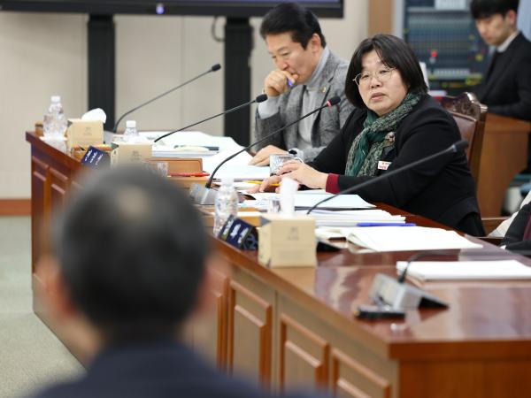 제387회 임시회 기획행정위원회 업무보고 등 회의 첨부이미지 : 25년02월13일 제387회 임시회 기획행정위원회 업무보고 등 회의 - 053.jpg