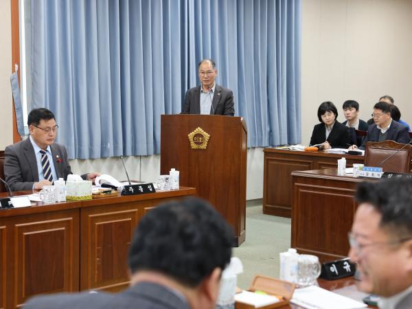제387회 임시회 경제관광문화위원회 업무보고 등 회의 첨부이미지 : 25년02월13일 제387회 임시회 경제관광문화위원회 업무보고 등 회의 - 014.jpg