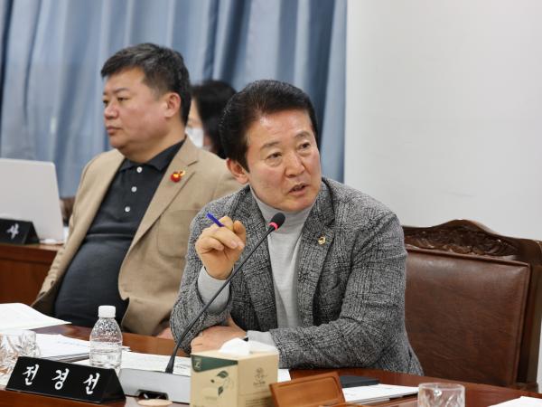 제387회 임시회 기획행정위원회 업무보고 등 회의 첨부이미지 : 25년02월13일 제387회 임시회 기획행정위원회 업무보고 등 회의 - 020.jpg