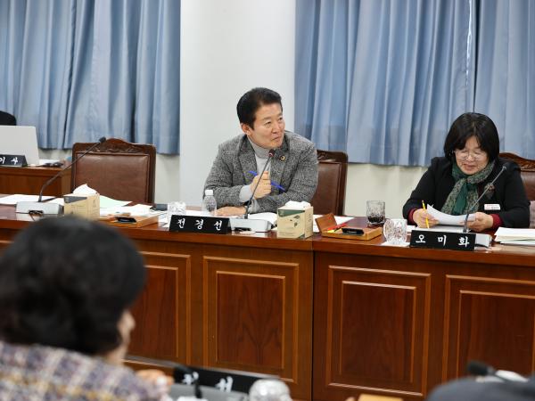 제387회 임시회 기획행정위원회 업무보고 등 회의 첨부이미지 : 25년02월13일 제387회 임시회 기획행정위원회 업무보고 등 회의 - 055.jpg