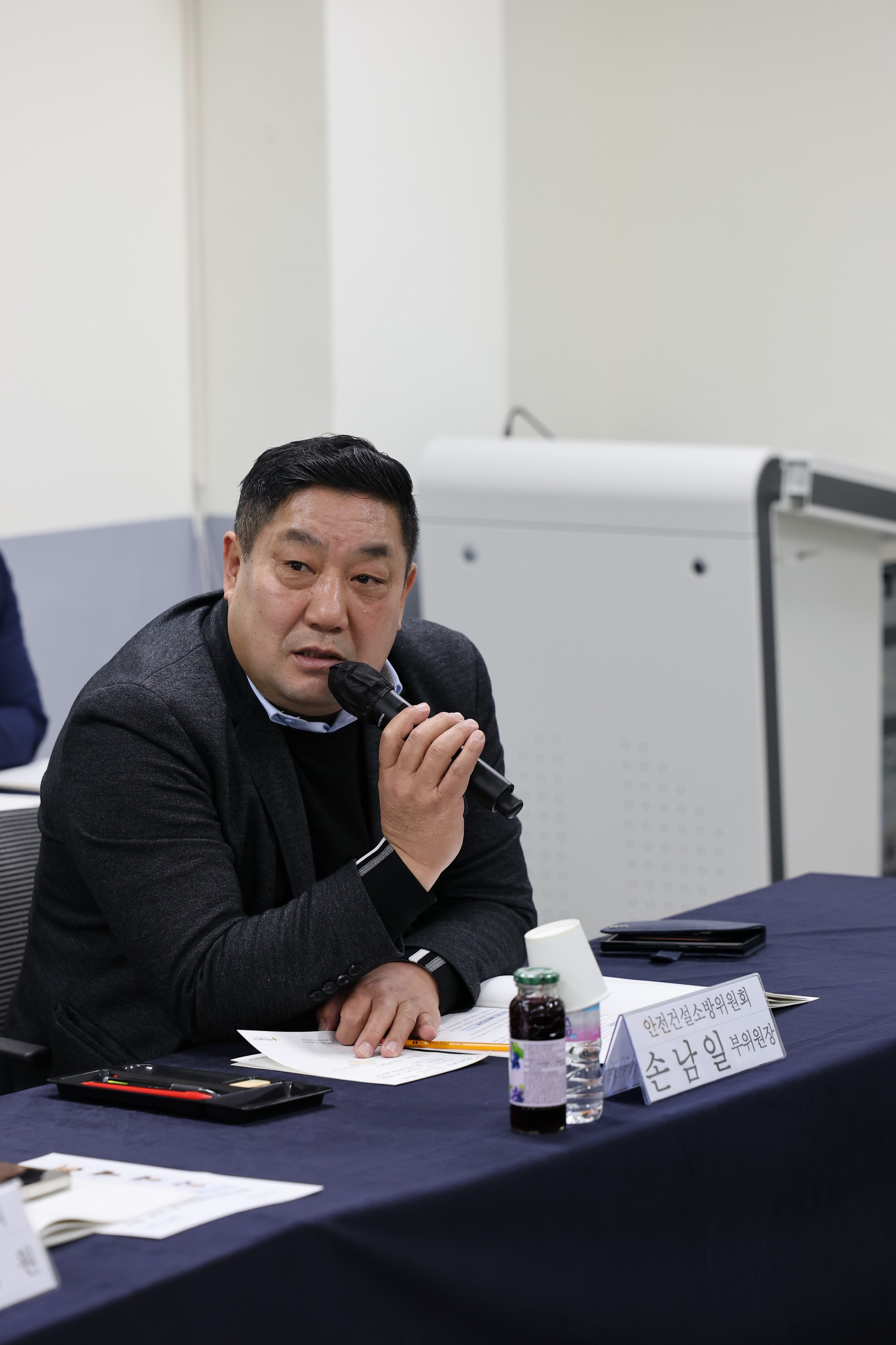 제387회 임시회 안전건설소방위원회 업무보고 등 회의 첨부이미지 : 25년02월05일 제387회 임시회 안전건설소방위원회 업무보고 등 회의 - 049.jpg