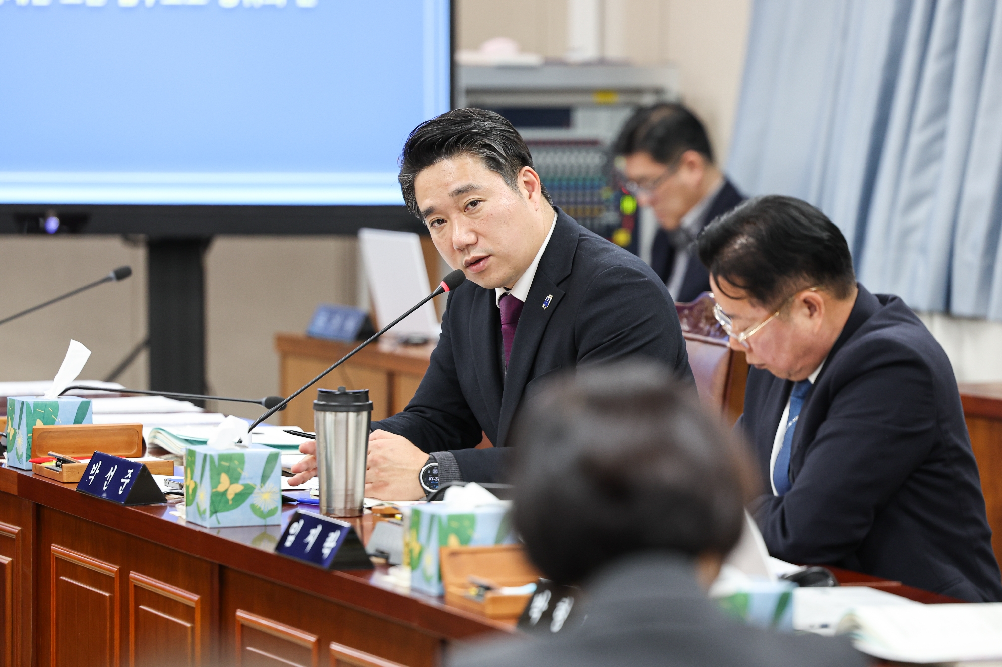 제387회 임시회 보건복지환경위원회 회의 첨부이미지 : 25년02월06일 제387회 임시회 보건복지환경위원회 회의_13.jpg