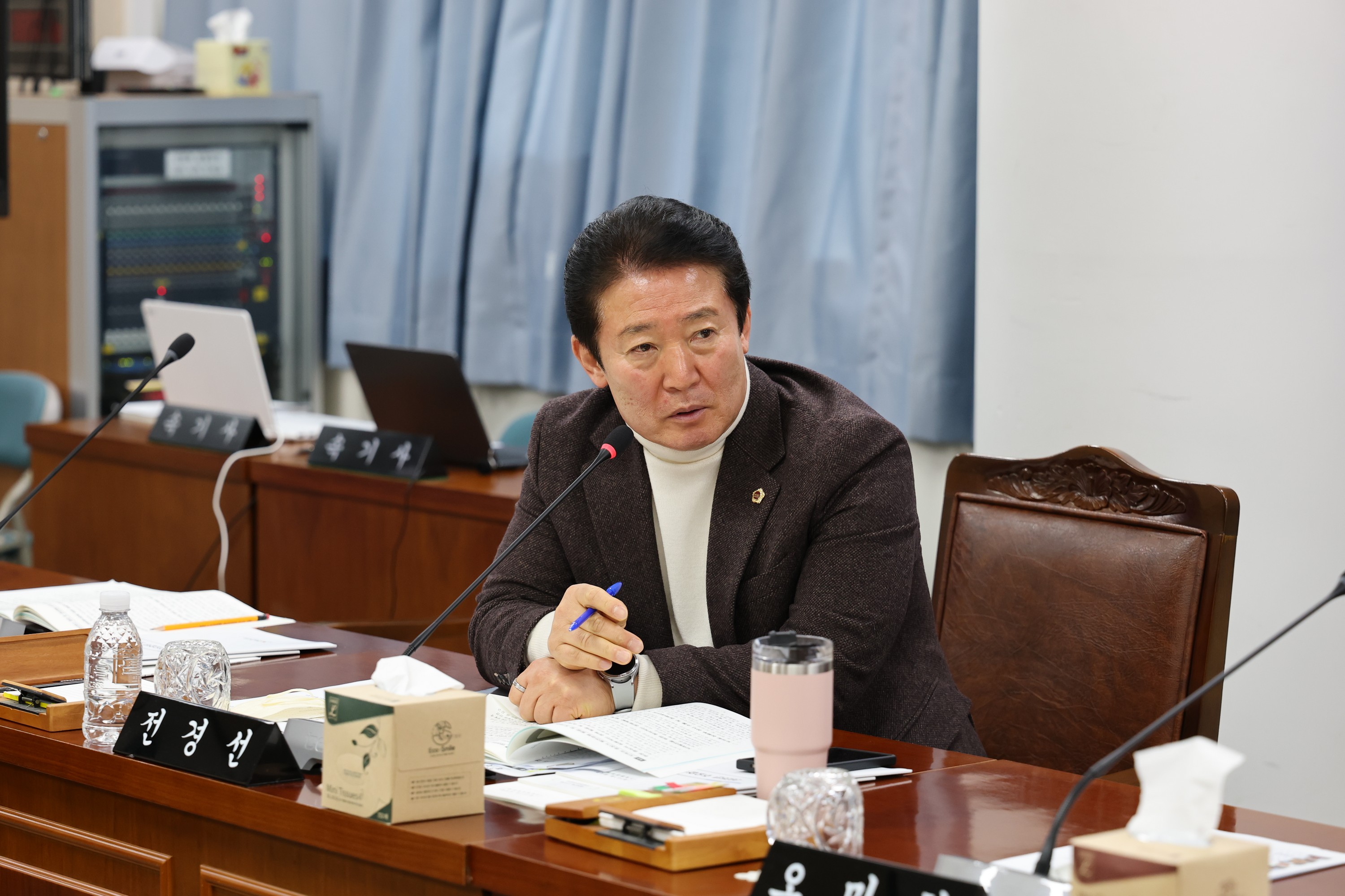 제387회 임시회 기획행정위원회 업무보고 등 회의 첨부이미지 : 25년02월05일 제387회 임시회 기획행정위원회 업무보고 등 회의 - 046.jpg