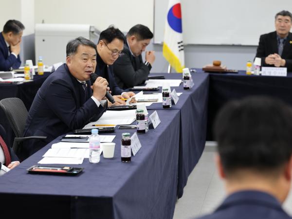 제387회 임시회 안전건설소방위원회 업무보고 등 회의 첨부이미지 : 25년02월05일 제387회 임시회 안전건설소방위원회 업무보고 등 회의 - 039.jpg
