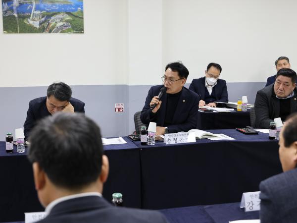 제387회 임시회 안전건설소방위원회 업무보고 등 회의 첨부이미지 : 25년02월05일 제387회 임시회 안전건설소방위원회 업무보고 등 회의 - 022.jpg
