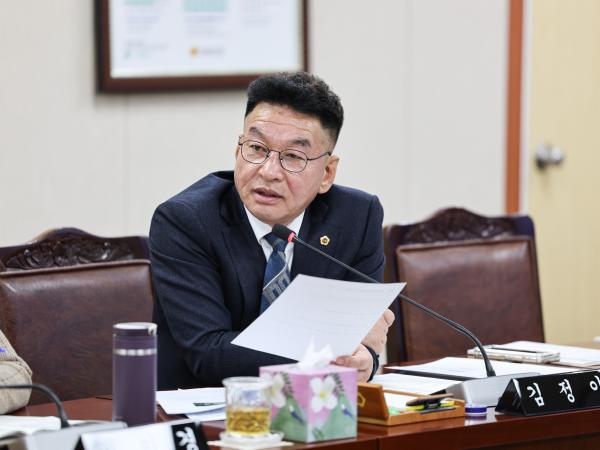 제387회 임시회 보건복지환경위원회 회의 첨부이미지 : 25년02월06일 제387회 임시회 보건복지환경위원회 회의_44.jpg