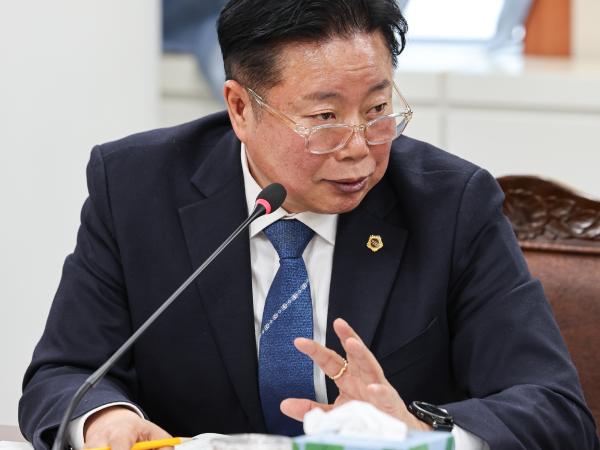 제387회 임시회 보건복지환경위원회 회의 첨부이미지 : 25년02월06일 제387회 임시회 보건복지환경위원회 회의_21.jpg