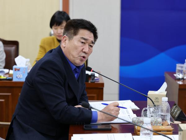 제387회 임시회 기획행정위원회 업무보고 등 회의 첨부이미지 : 25년02월05일 제387회 임시회 기획행정위원회 업무보고 등 회의 - 052.jpg