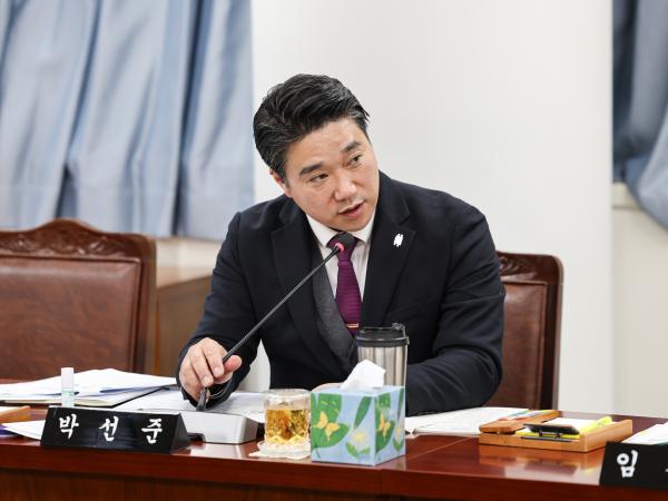 제387회 임시회 보건복지환경위원회 회의 첨부이미지 : 25년02월06일 제387회 임시회 보건복지환경위원회 회의_08.jpg