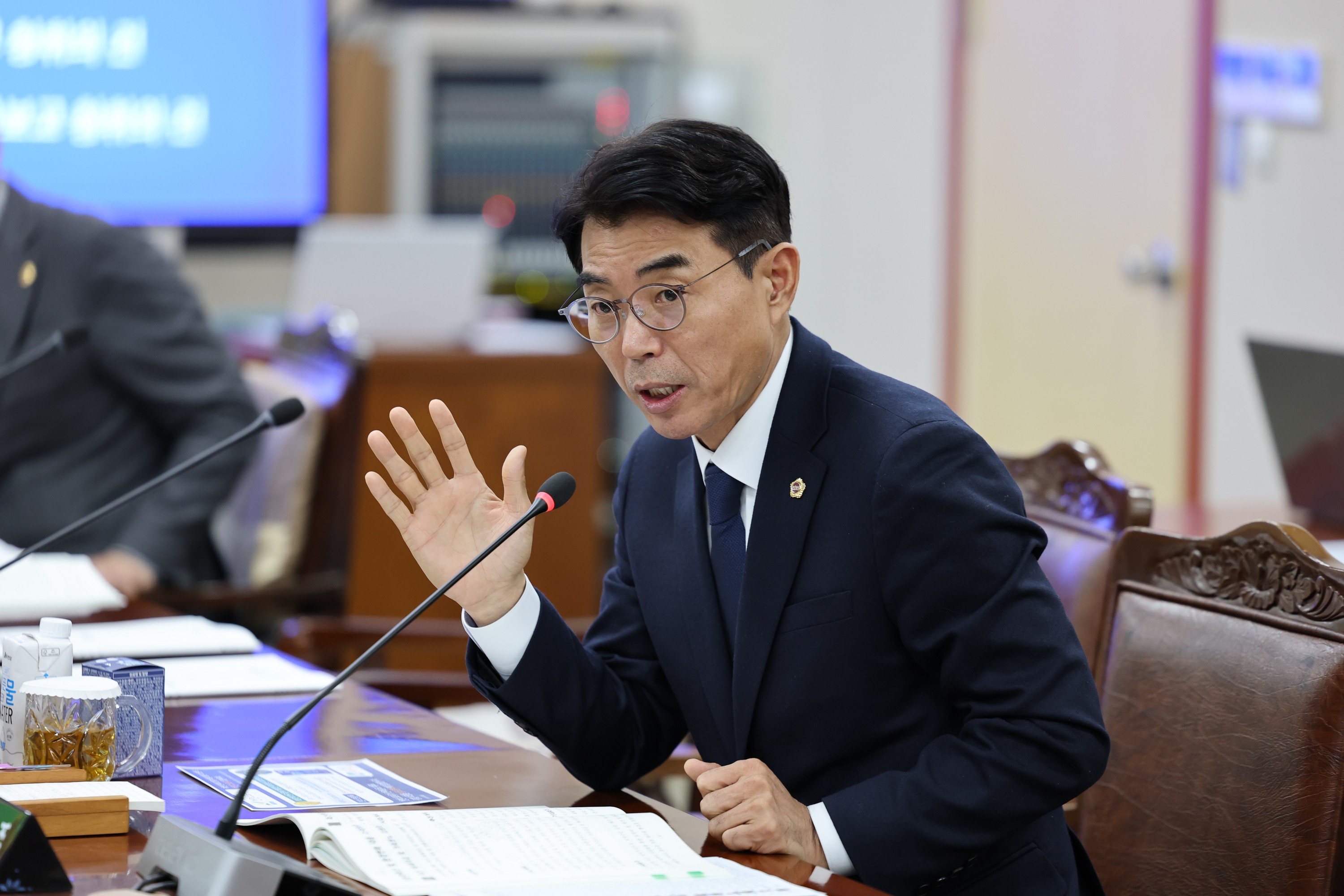 제387회 임시회 농수산위원회 업무보고 등 회의 첨부이미지 : 25년02월05일 제387회 임시회 농누산위원회 업무보고 등 회의 - 070.jpg