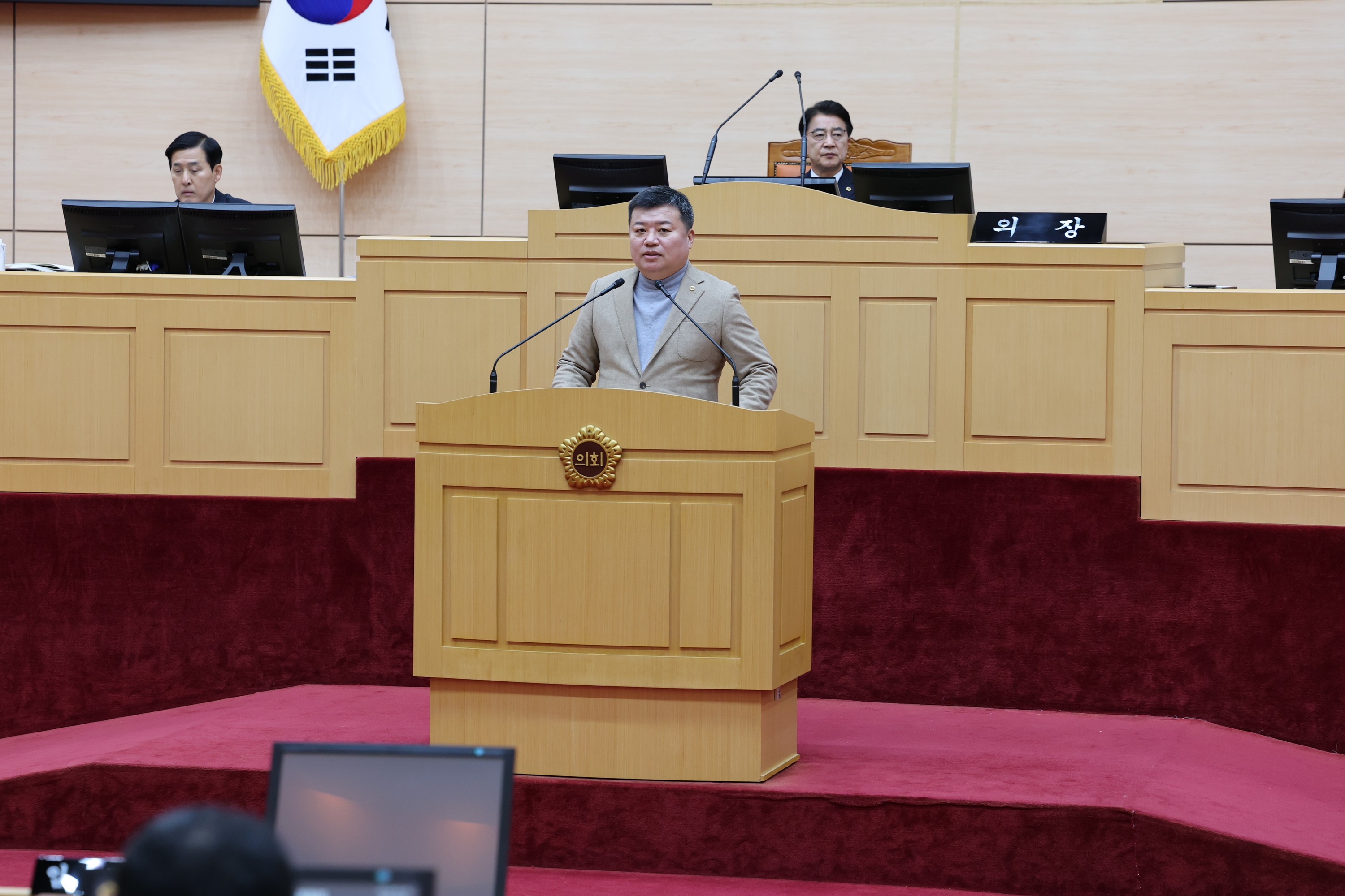 제387회 임시회 제1차 본회의 첨부이미지 : 25년02월05일 제387회 임시회 제1차 본회의 - 106.jpg