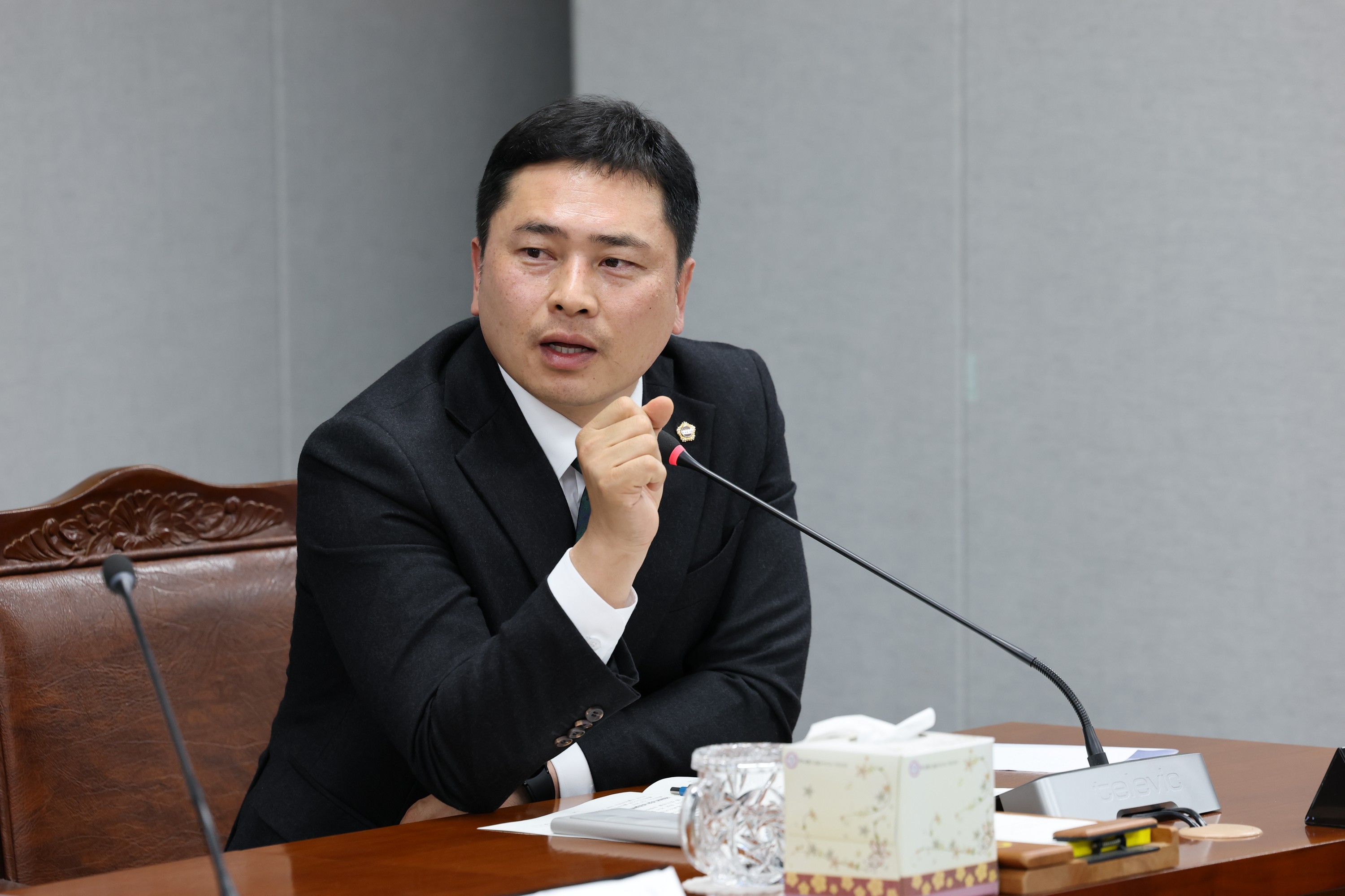 제387회 임시회 의회운영위원회 업무보고 등 회의 첨부이미지 : 25년02월05일 제387회 임시회 의회운영위원회 업무보고 등 회의 - 084.jpg