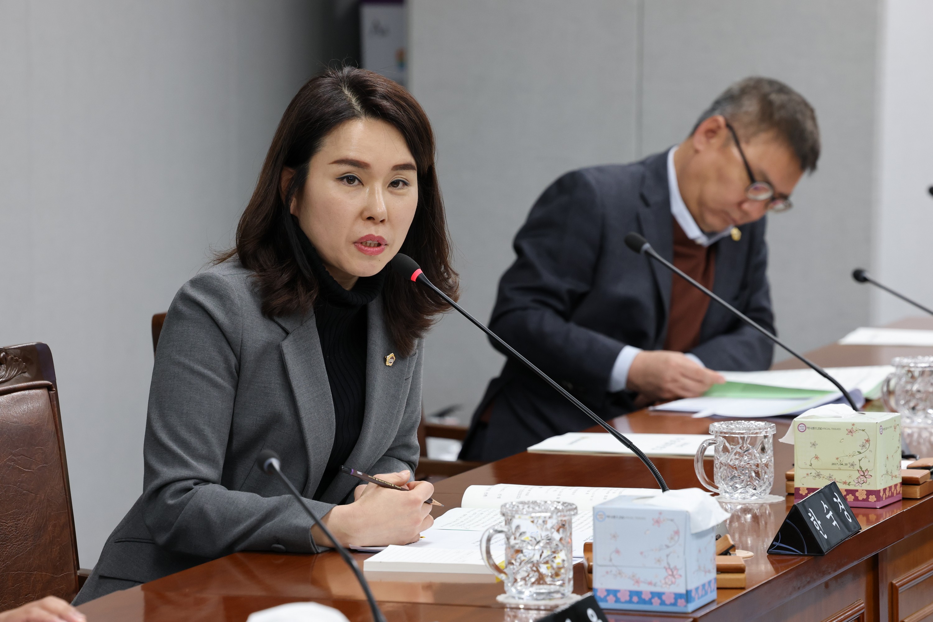 제387회 임시회 의회운영위원회 업무보고 등 회의 첨부이미지 : 25년02월05일 제387회 임시회 의회운영위원회 업무보고 등 회의 - 043.jpg