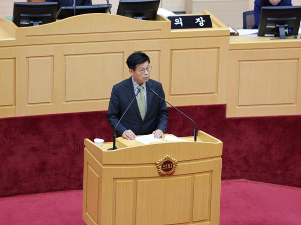 제387회 임시회 제1차 본회의 첨부이미지 : 25년02월05일 제387회 임시회 제1차 본회의 - 031.jpg