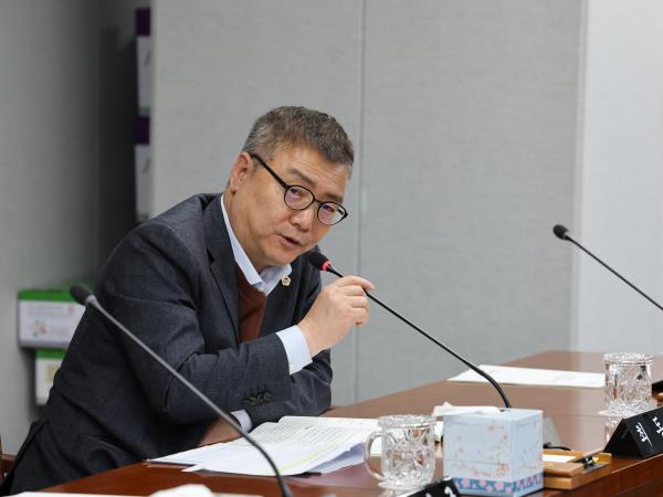제387회 임시회 의회운영위원회 업무보고 등 회의 첨부이미지 : 25년02월05일 제387회 임시회 의회운영위원회 업무보고 등 회의 - 049.jpg
