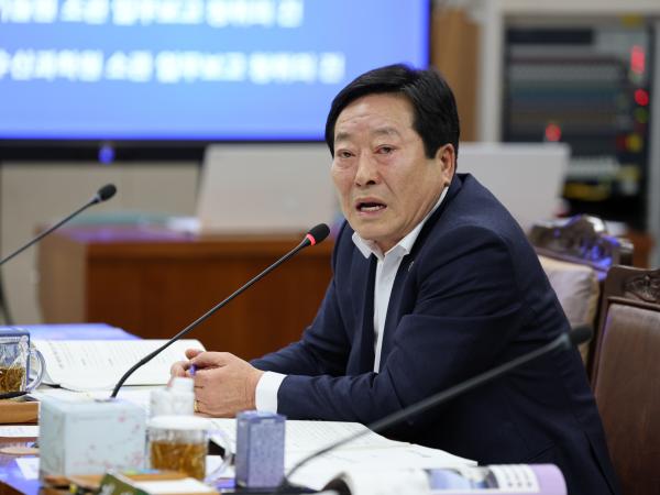 제387회 임시회 농수산위원회 업무보고 등 회의 첨부이미지 : 25년02월05일 제387회 임시회 농누산위원회 업무보고 등 회의 - 032.jpg