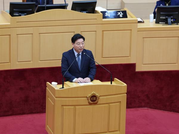 제387회 임시회 제1차 본회의 첨부이미지 : 25년02월05일 제387회 임시회 제1차 본회의 - 062.jpg
