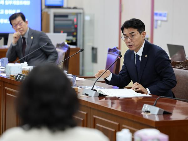 제387회 임시회 농수산위원회 업무보고 등 회의 첨부이미지 : 25년02월05일 제387회 임시회 농누산위원회 업무보고 등 회의 - 069.jpg